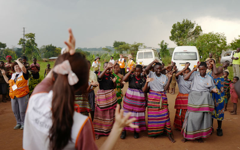 201709_story_visitUganda_08