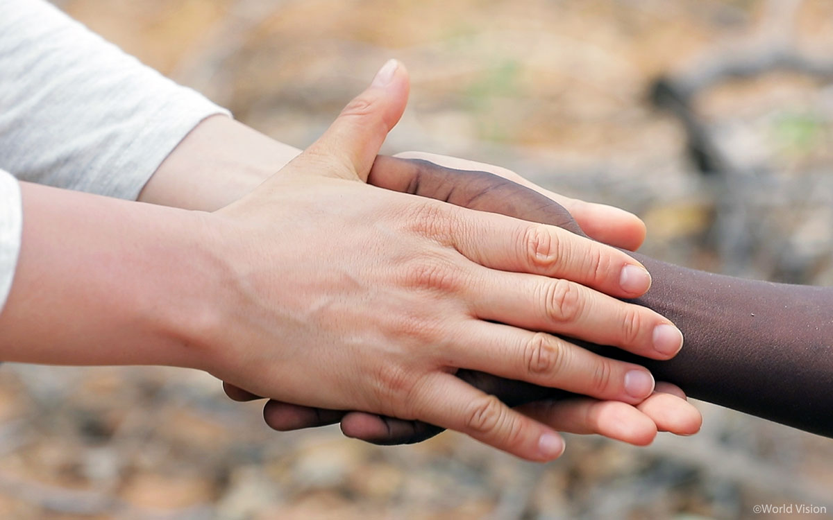 한 마을에서 만난 11살 소년 로케시오의 한마디가 정말 기억에 남아요