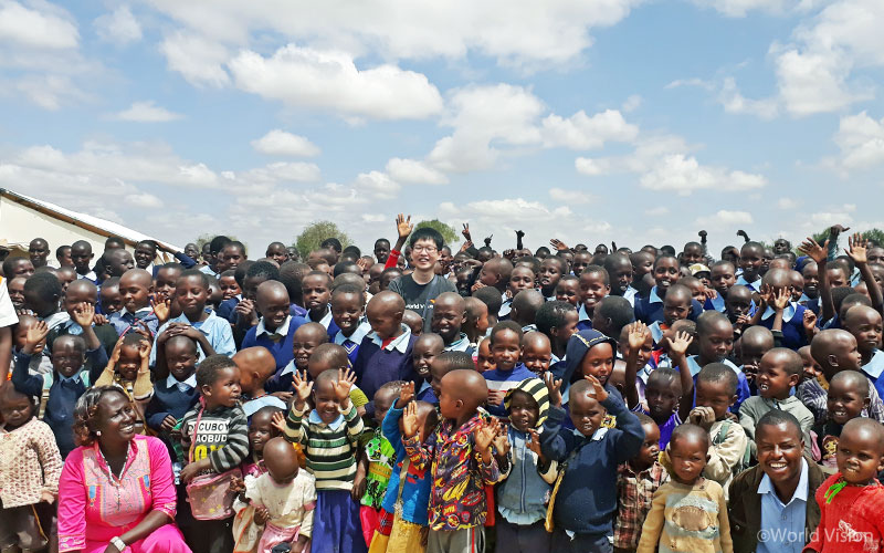 케냐아이들 단체사진