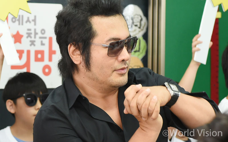 후두둑 두두둑-