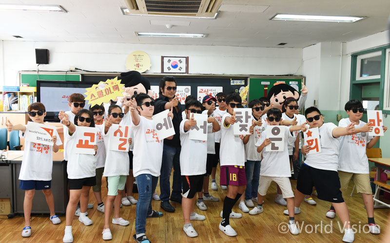 의리라는 것이 폭발한다.