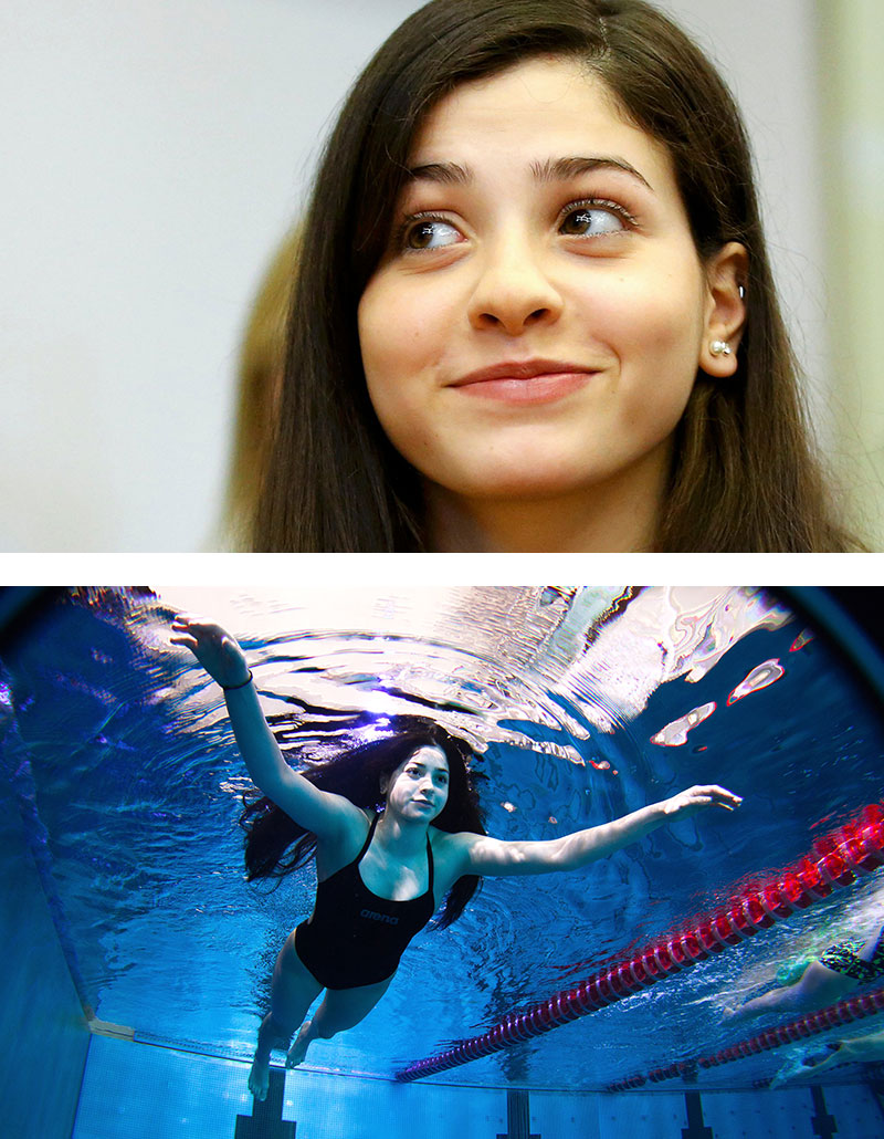 (좌) 밝은 표정의 유스라는 바다에서 보트를 끌고가며 헤엄치던 때를 설명하면서도 최대한 그 장면이 슬퍼 보이지 않길 바랐습니다.(사진 로이터)