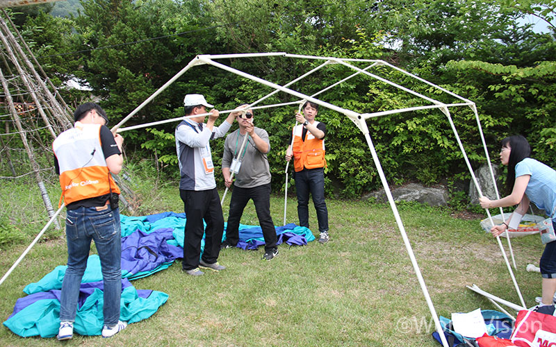 남자들이나 저렇게 쉽게 하지......(사진 속 인물들은 글과는 무관합니다)